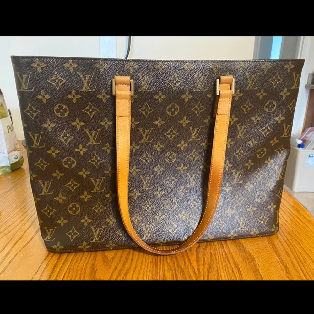 Authentic Louis Vuitton tote